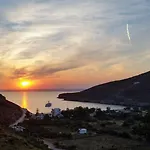 Sun House Pisses