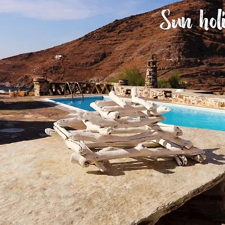 فيلة Sun House